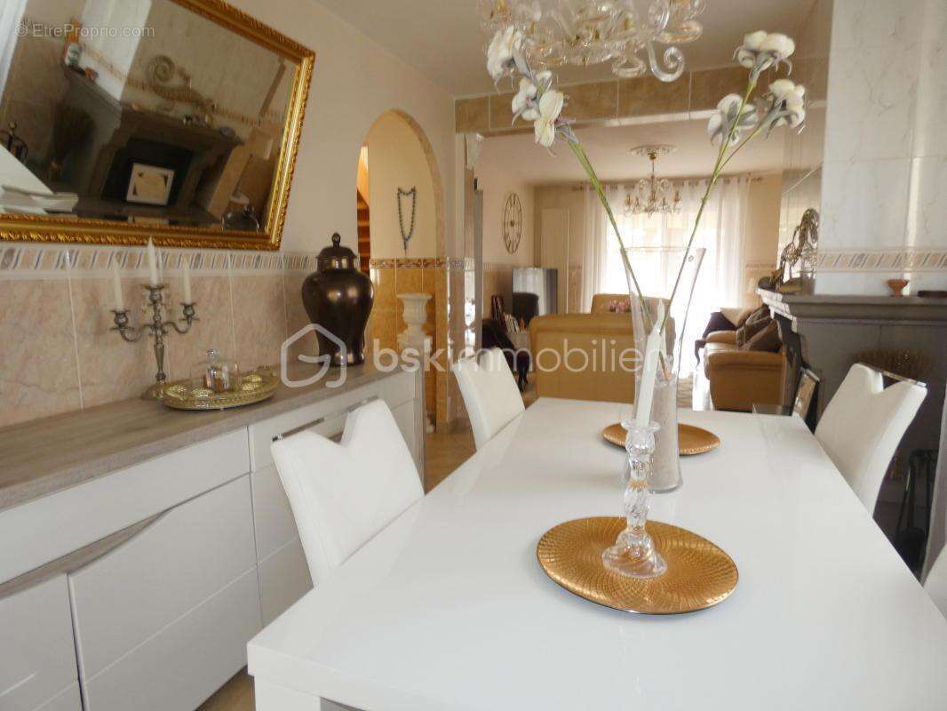 Maison à PONT-SAINT-MARTIN