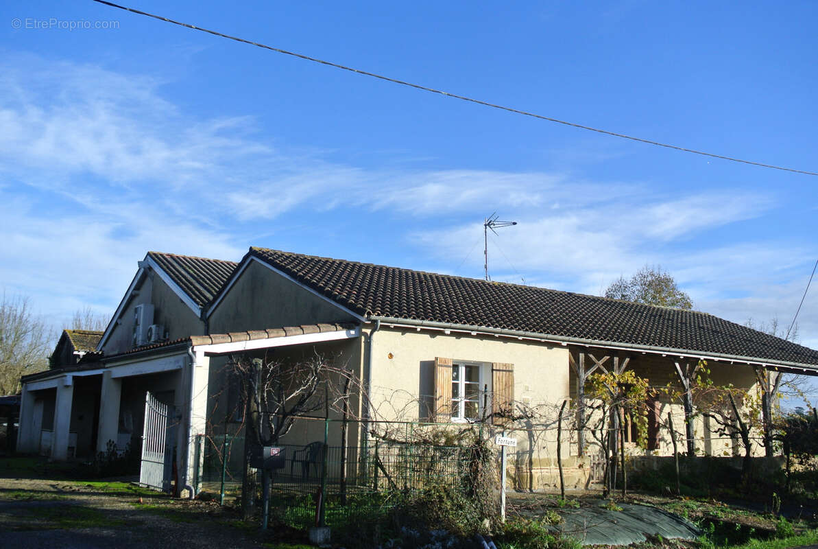 Maison à GONTAUD-DE-NOGARET