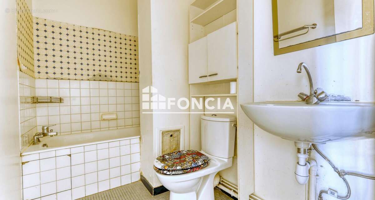Appartement à VERSAILLES
