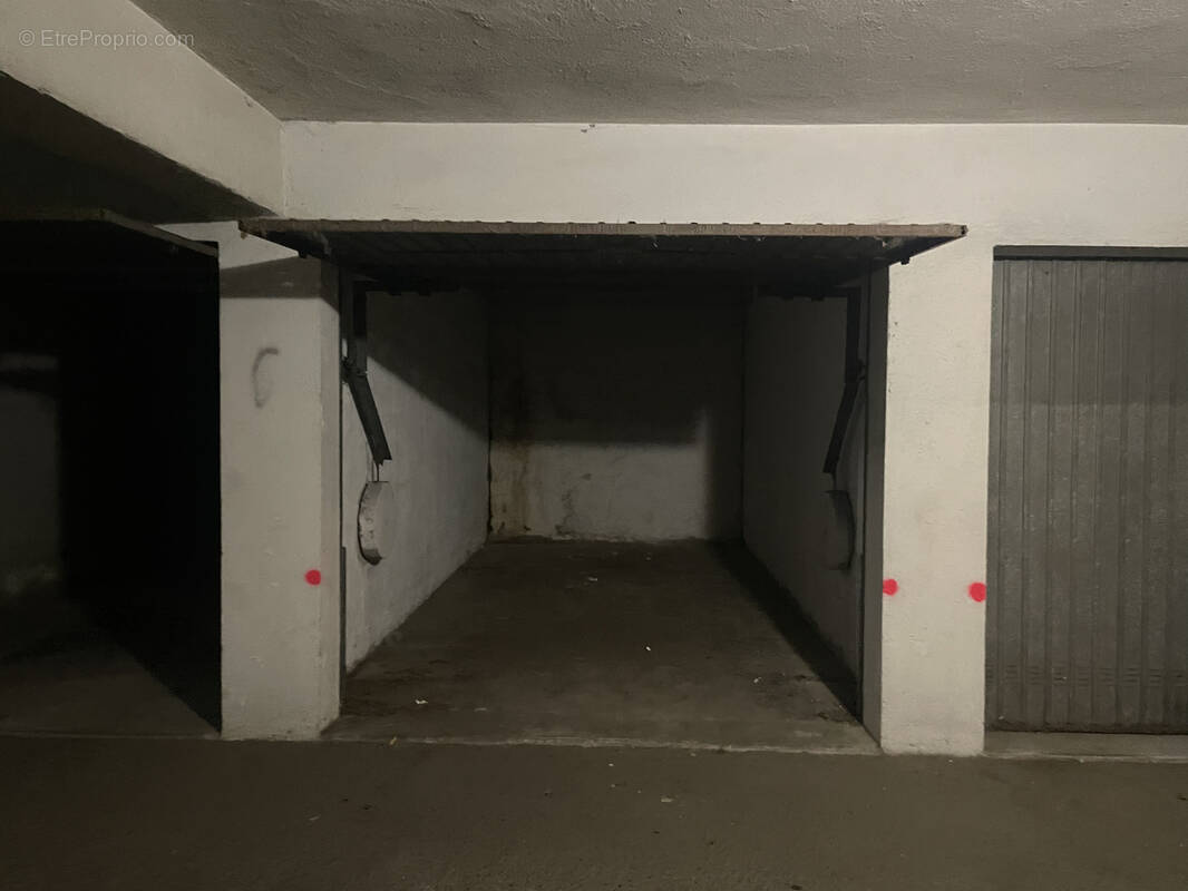 Parking à AIX-EN-PROVENCE