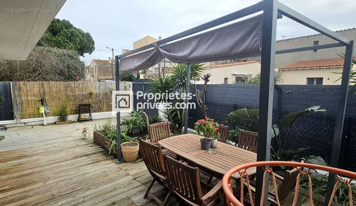 Maison Saint Laurent De La Salanque de 180 m2 divisée en deux appartements - photo 7