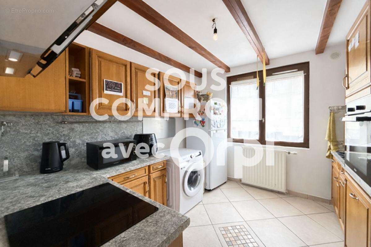 Appartement à FROGES