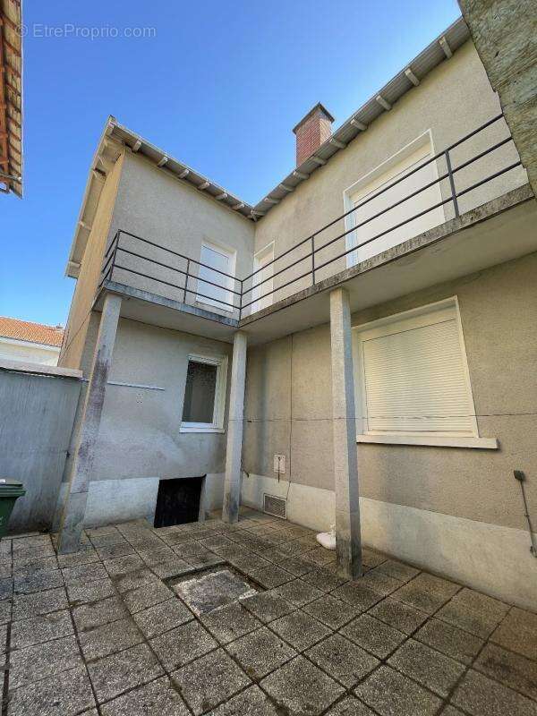 Appartement à SAINT-PRIEST-TAURION