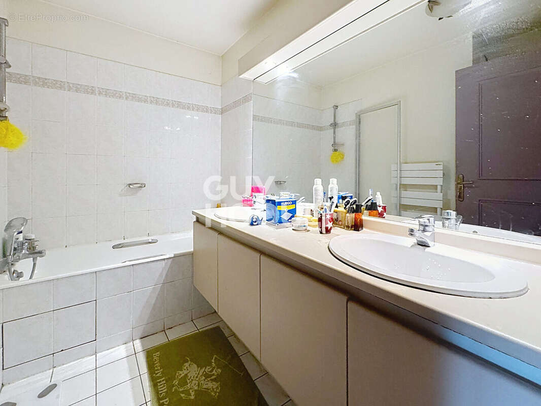 Appartement à VERSAILLES