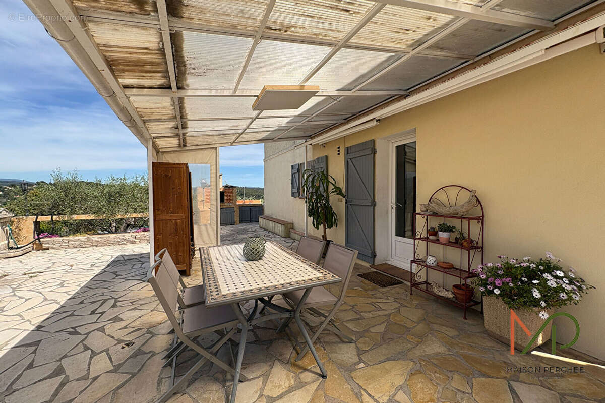 Maison à TRANS-EN-PROVENCE