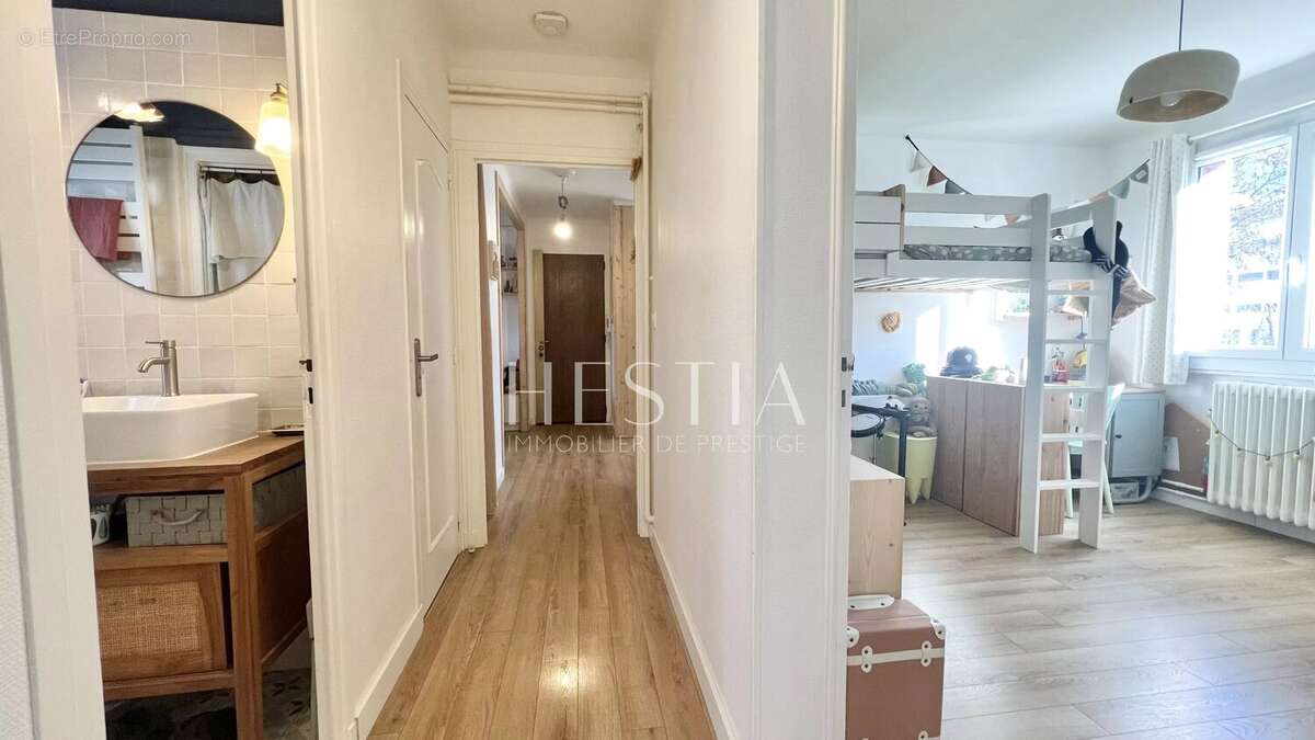 Appartement à ANNECY-LE-VIEUX