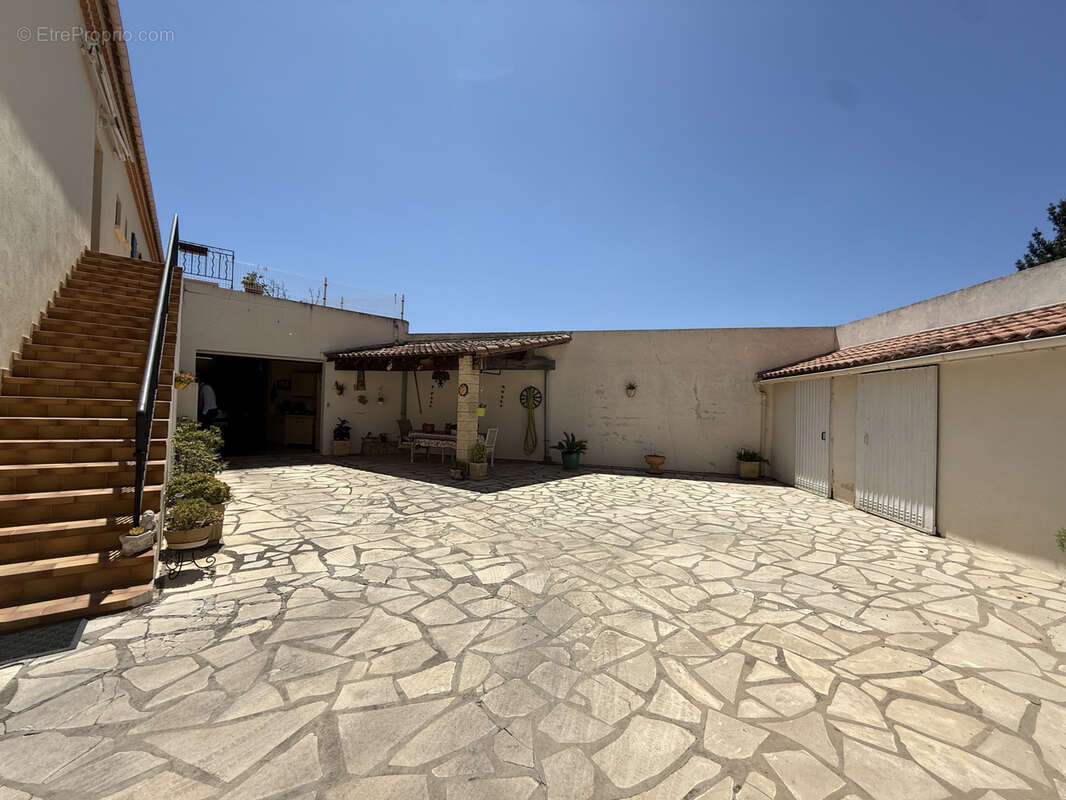 Appartement à BERRE-L'ETANG