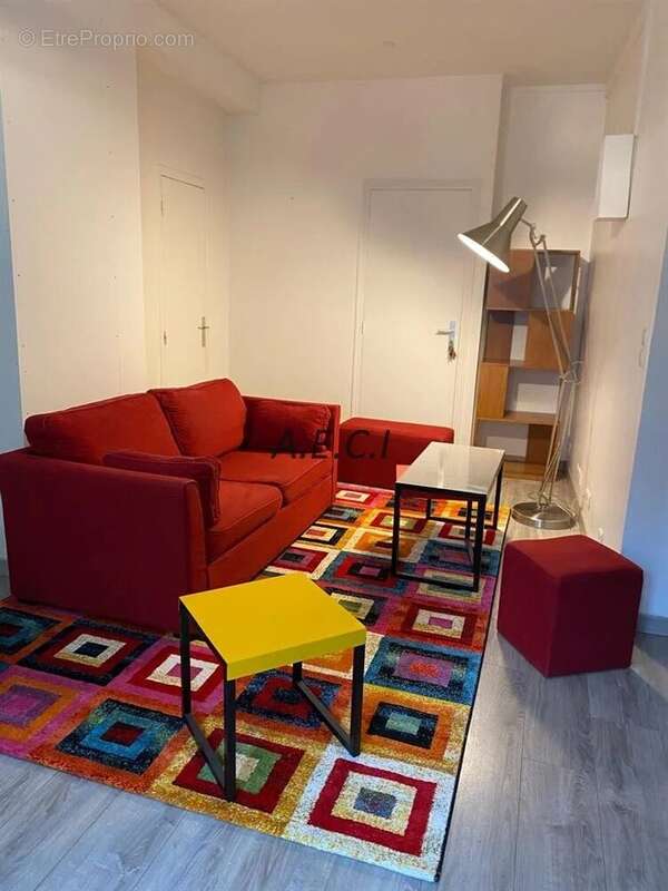 Appartement à NANTERRE