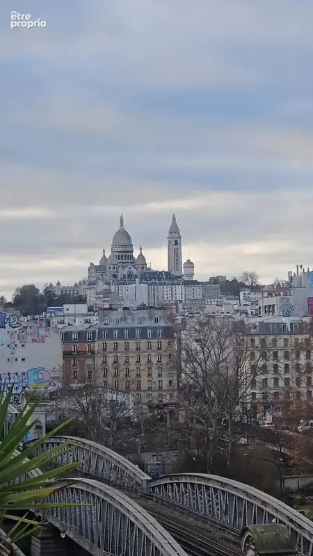 3 pièces enterement rénové, dernier étage avec ascenseur et 4 balcons - photo 2