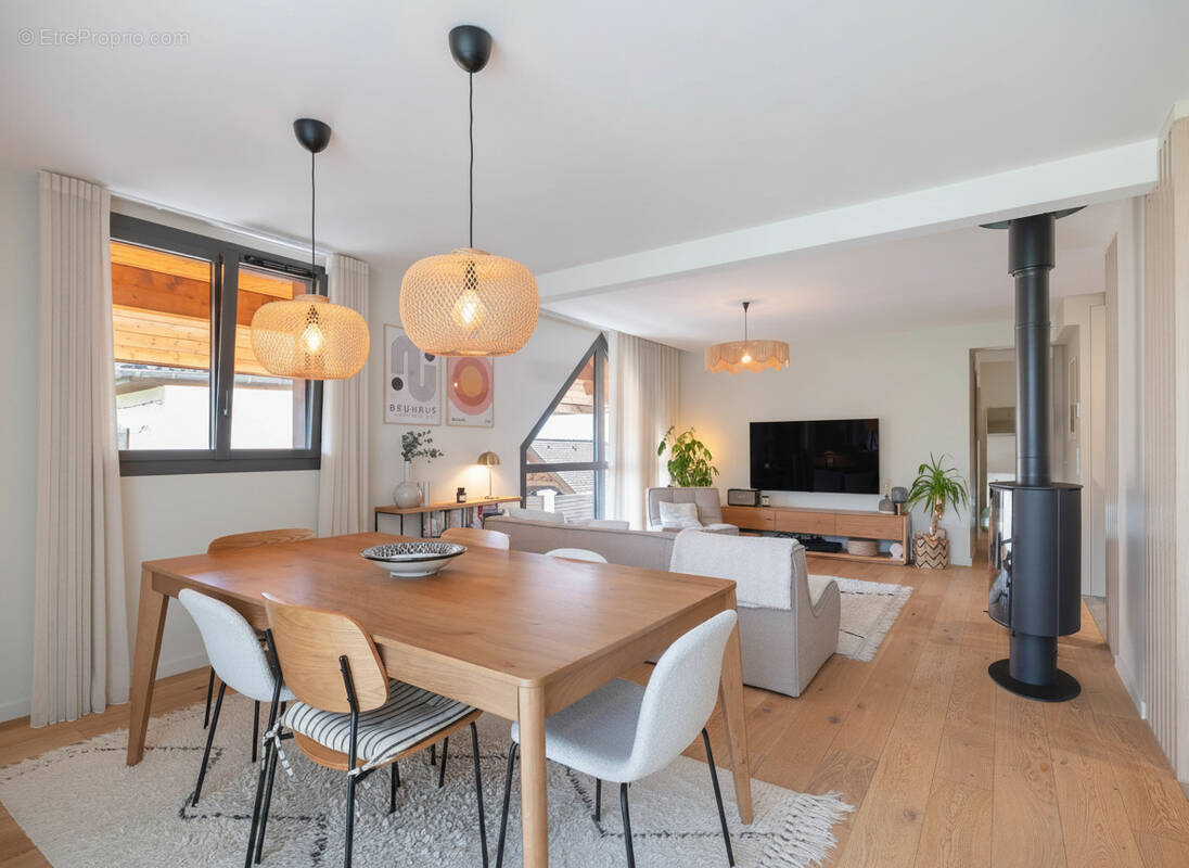 Appartement à SEVRIER