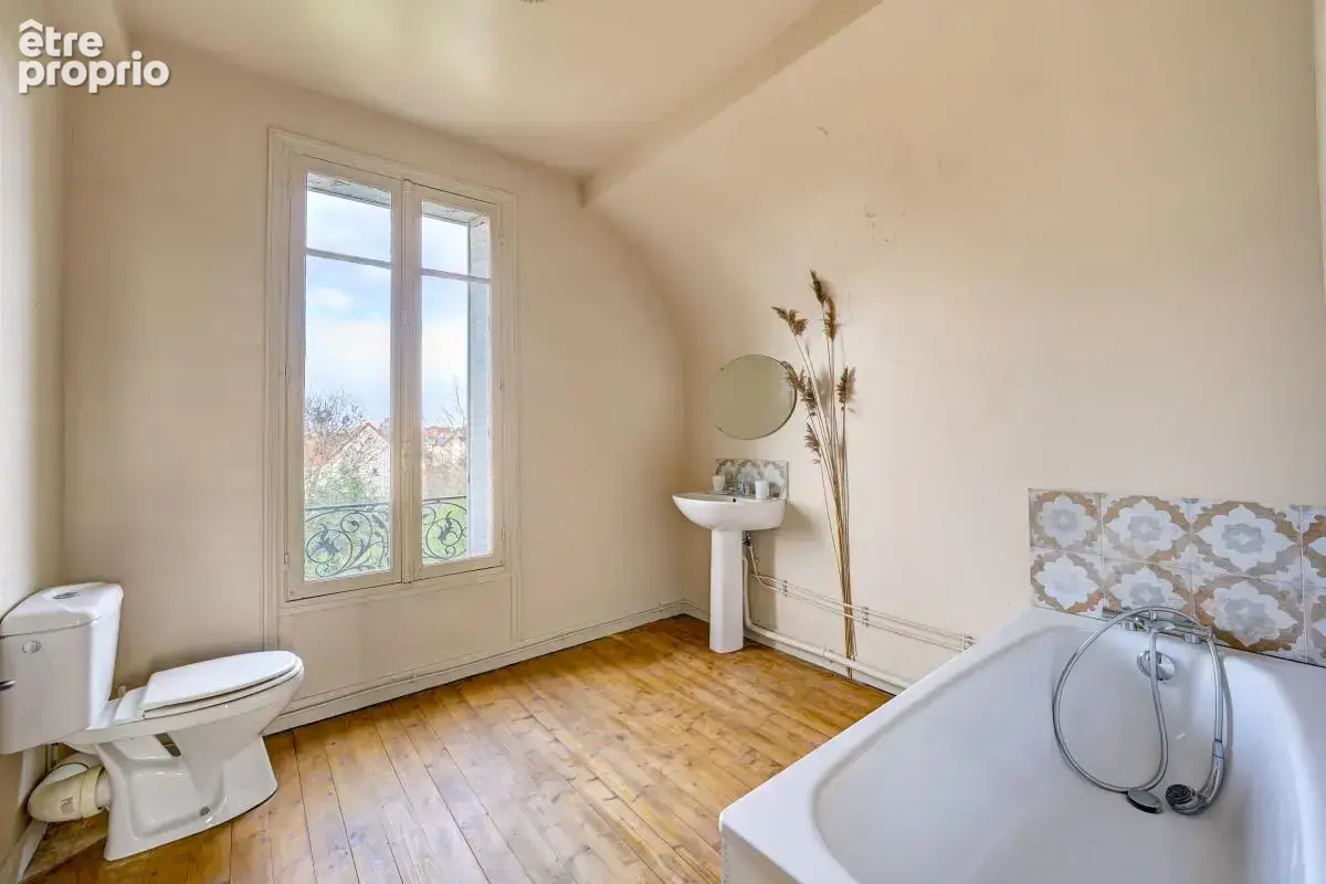 Meulière de 1920 – 153 m² habitable – 5 Chambres - Terrain 1 819 m² - photo 15