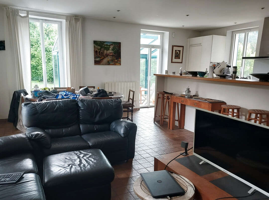 Maison à NESLES-LA-VALLEE