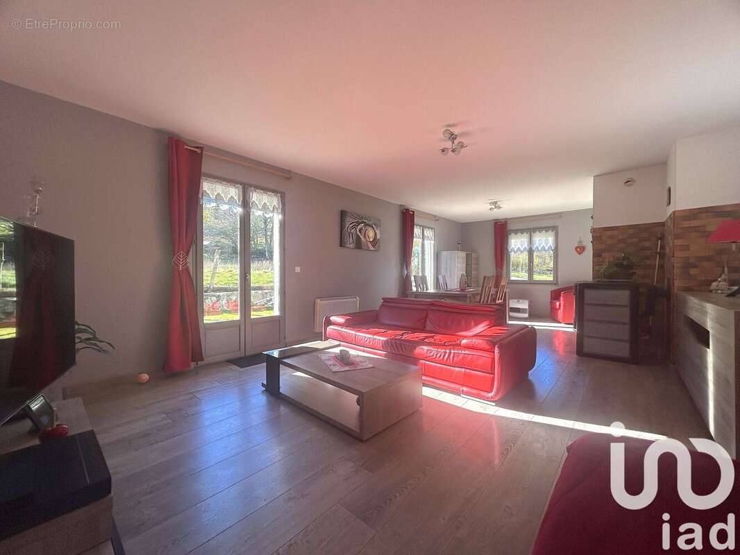 Photo 3 - Maison à VENTRON