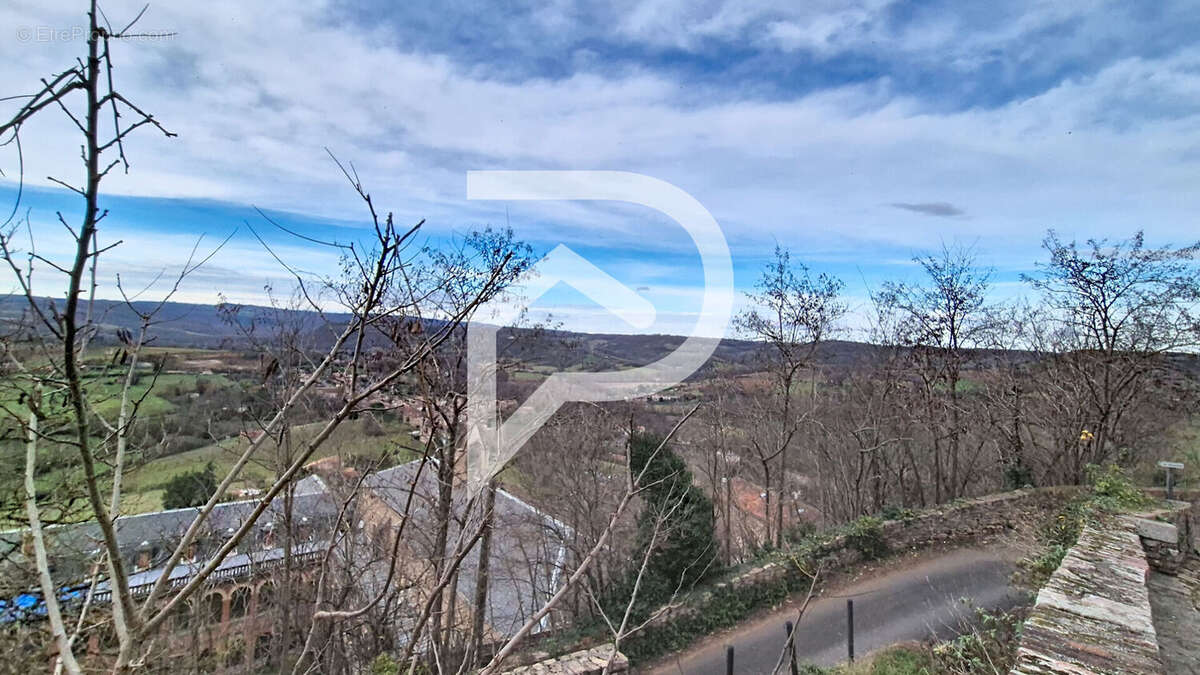 Appartement à CORDES-SUR-CIEL