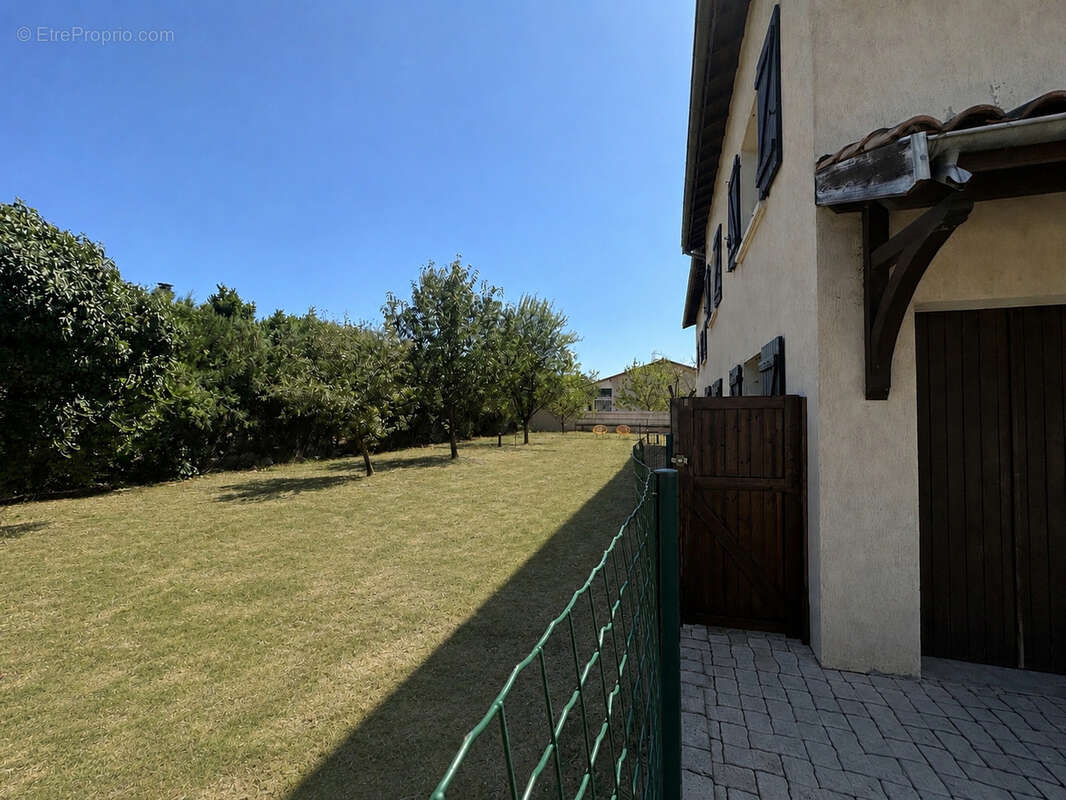Maison t7 de 220 m2 - photo 4