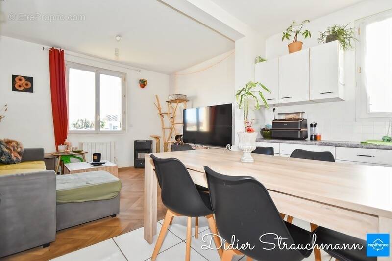 Maison à AIGREFEUILLE-D'AUNIS