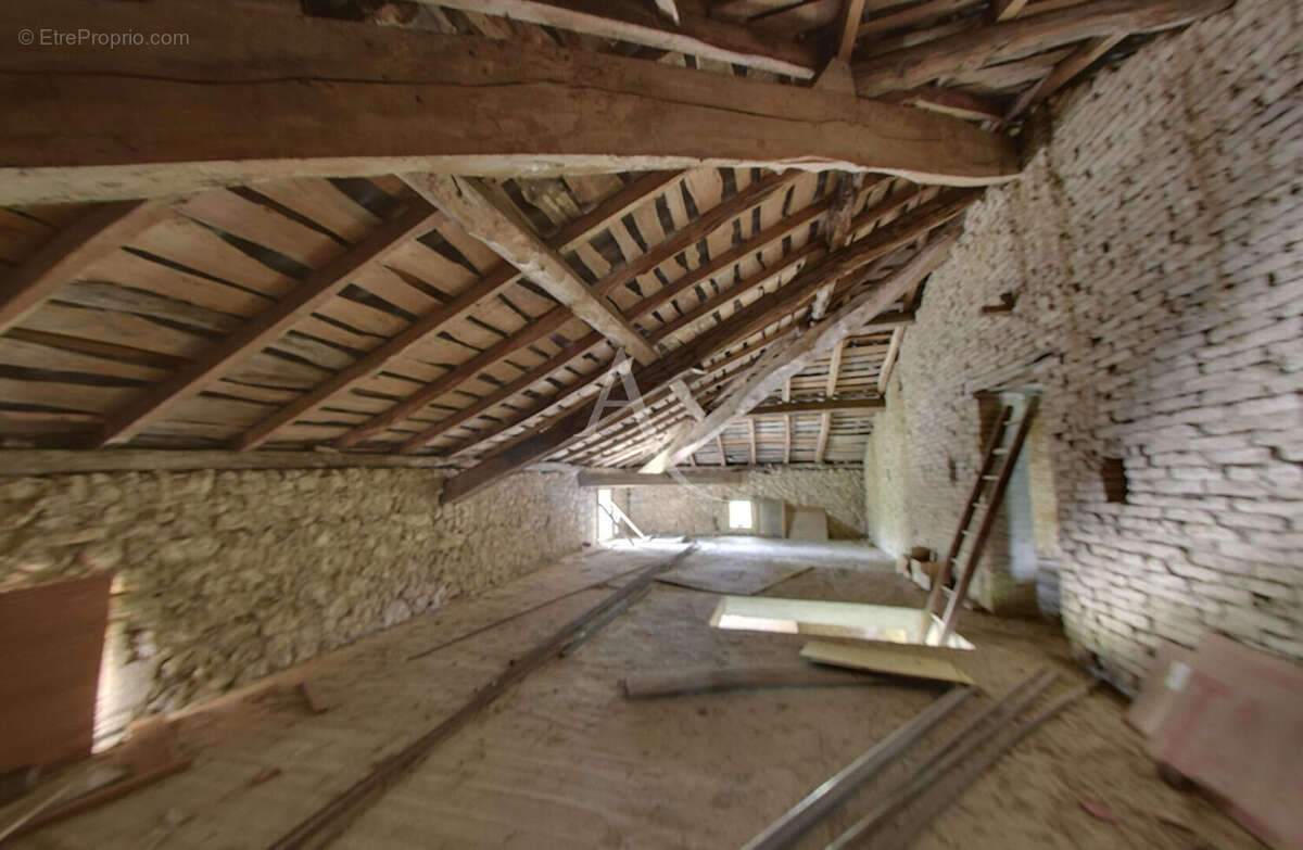 Maison à CAZES-MONDENARD