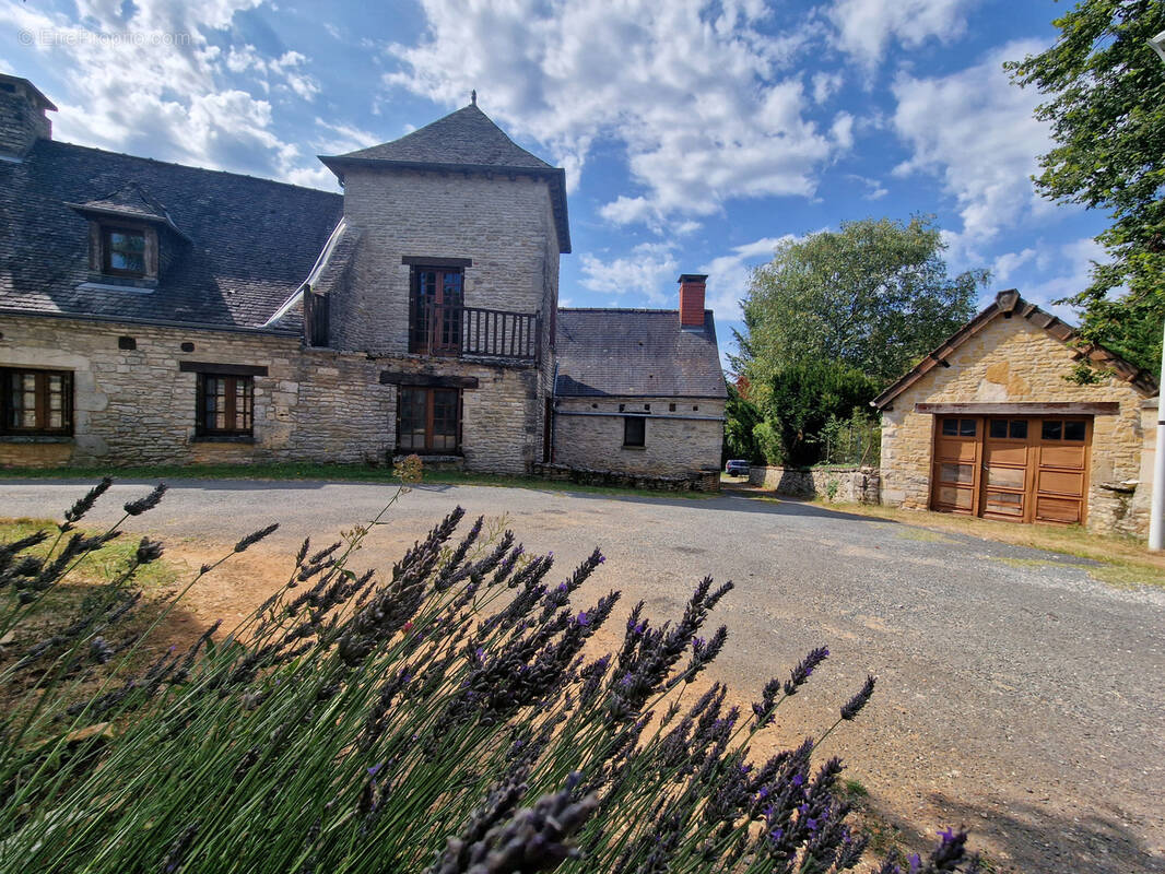 Maison à NADAILLAC