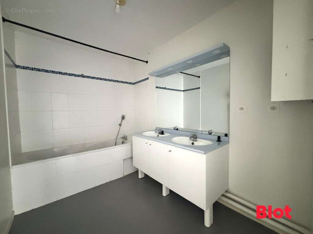 Appartement à SAINT-JACQUES-DE-LA-LANDE