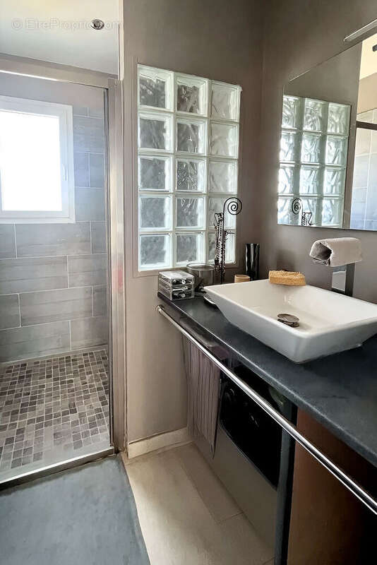 Maison à SAINTE-SOULLE