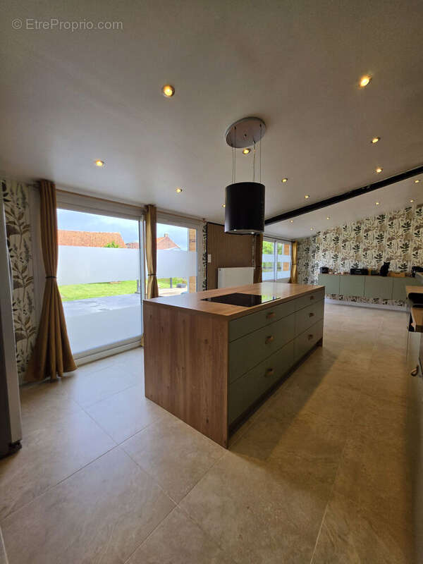 Maison 152 m² à Wallon-Cappel  - photo 2