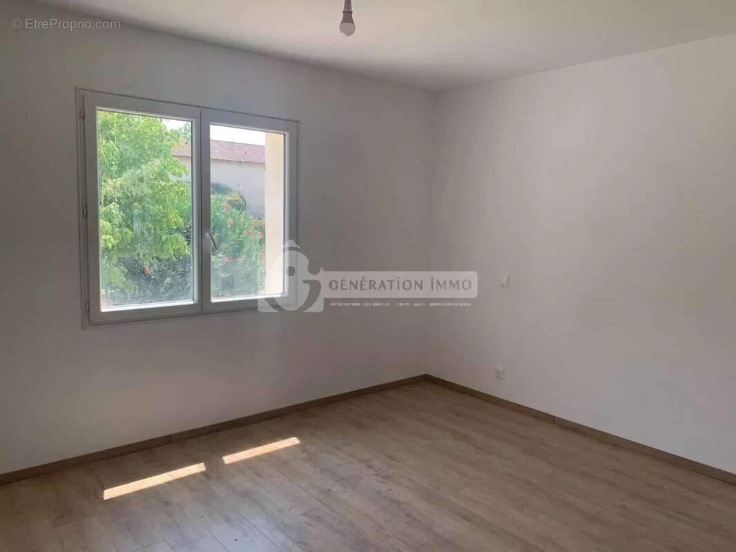 Fontvieille - Maison rénovée 4 chambres - photo 15