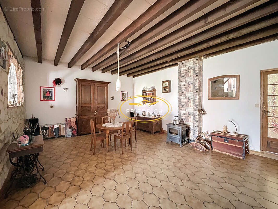 Maison à TRONVILLE-EN-BARROIS