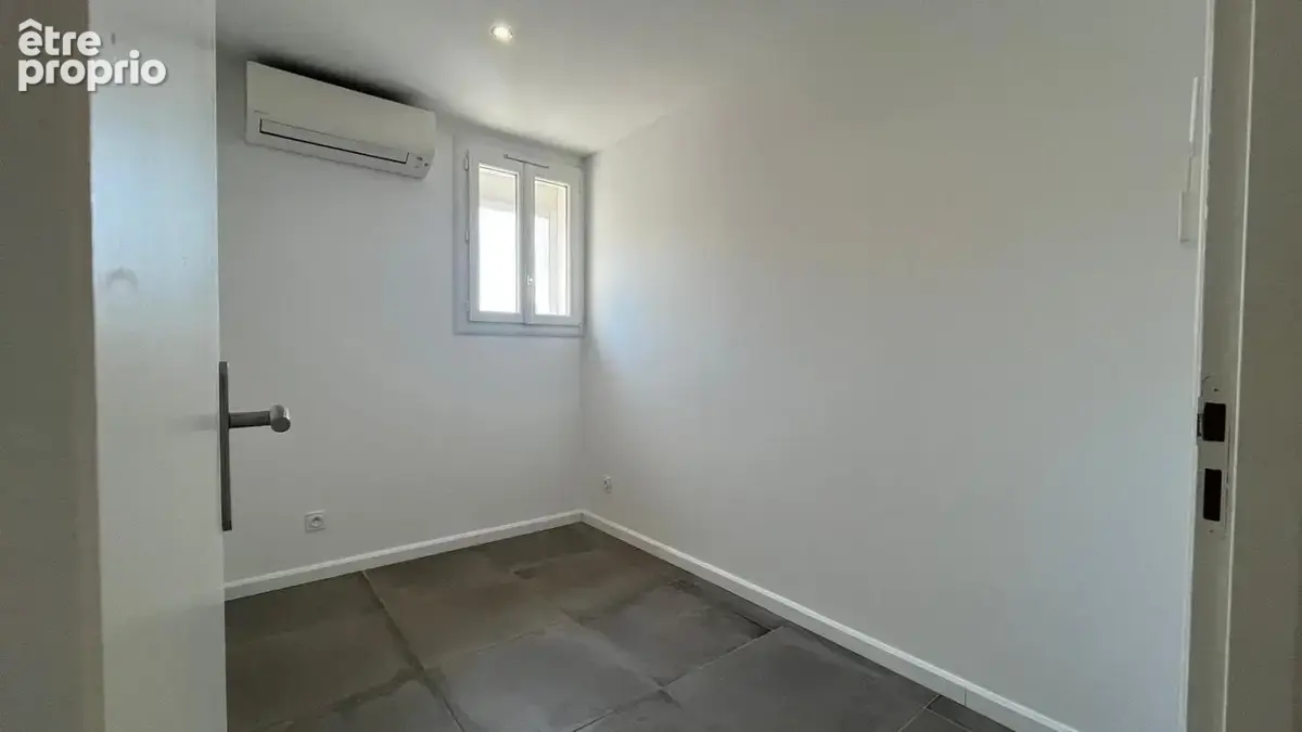 Maison 56 m² à La Crau  - photo 9