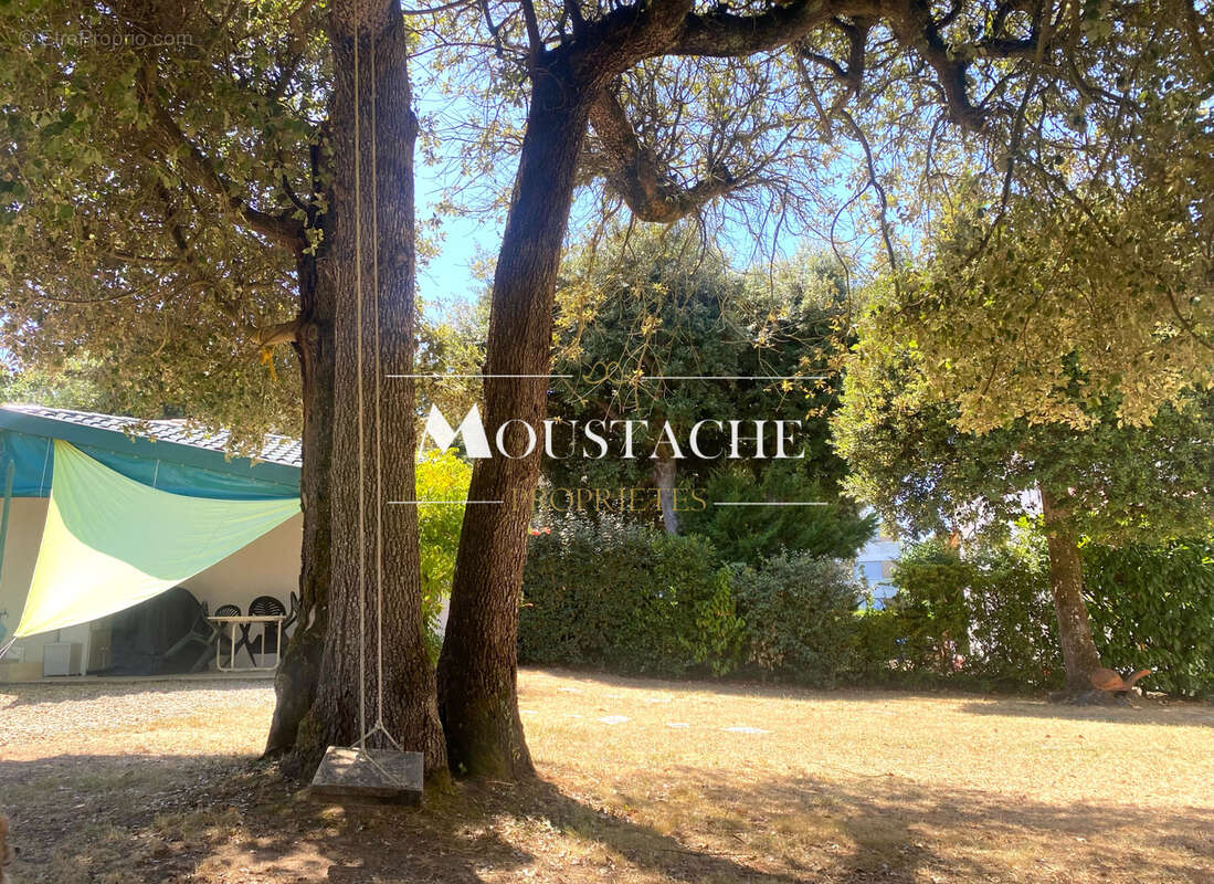 Villa balnéaire à l'emplacement exceptionnel - accès privé à la plage - - photo 2
