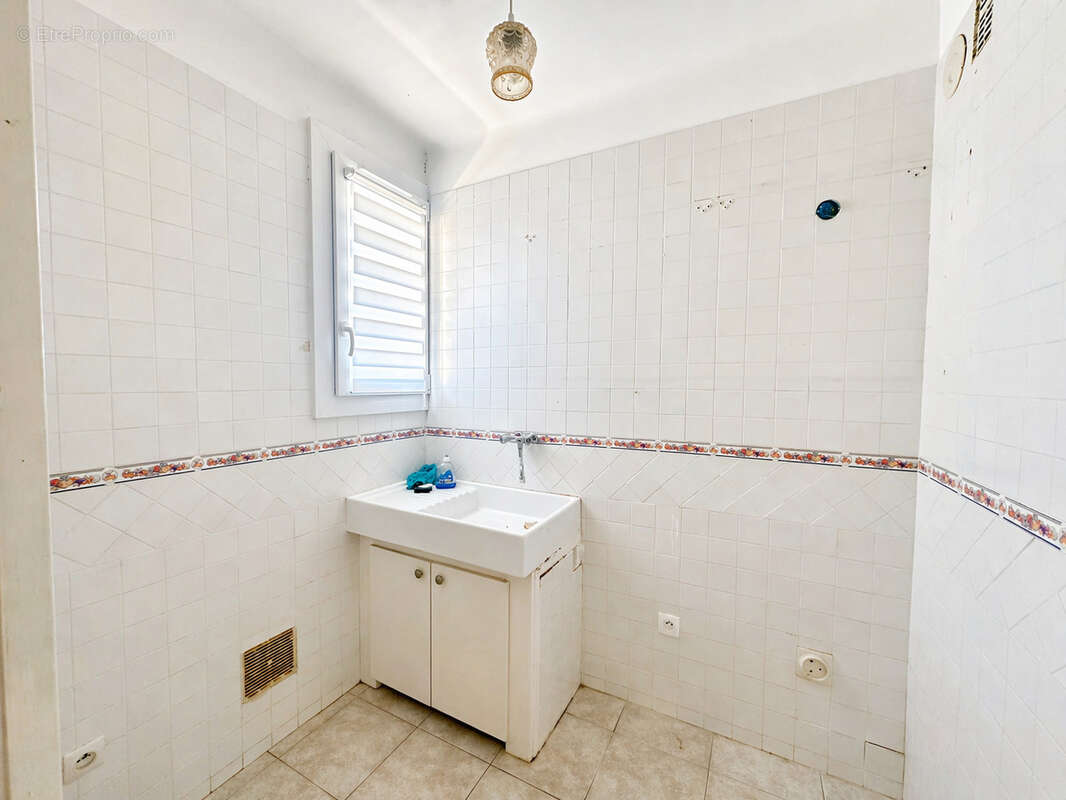 Appartement à SIX-FOURS-LES-PLAGES