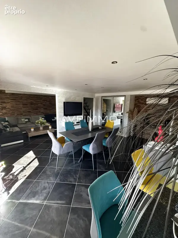 Photo Appartement à Saint-Cyr-Sur-Mer au prix de 640 000€