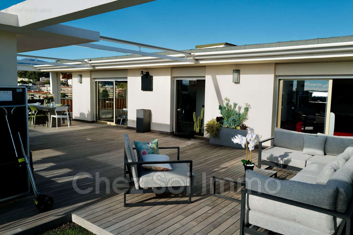 Appartement à CAGNES-SUR-MER