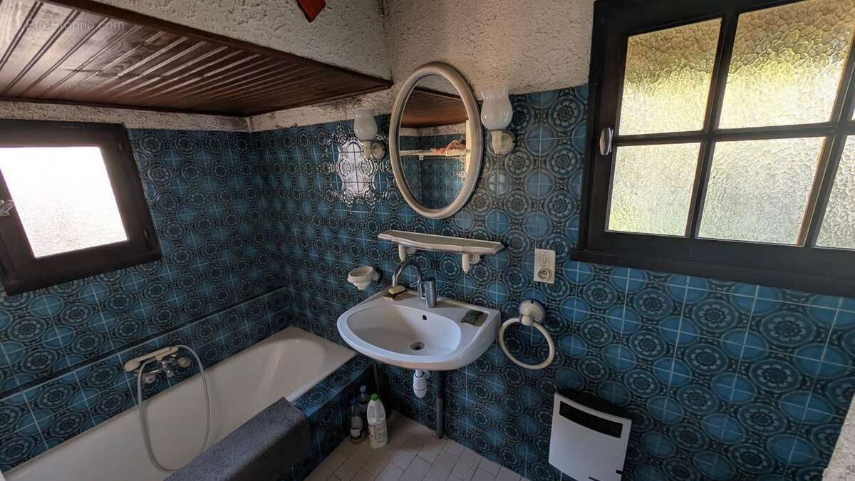 Maison à SIX-FOURS-LES-PLAGES