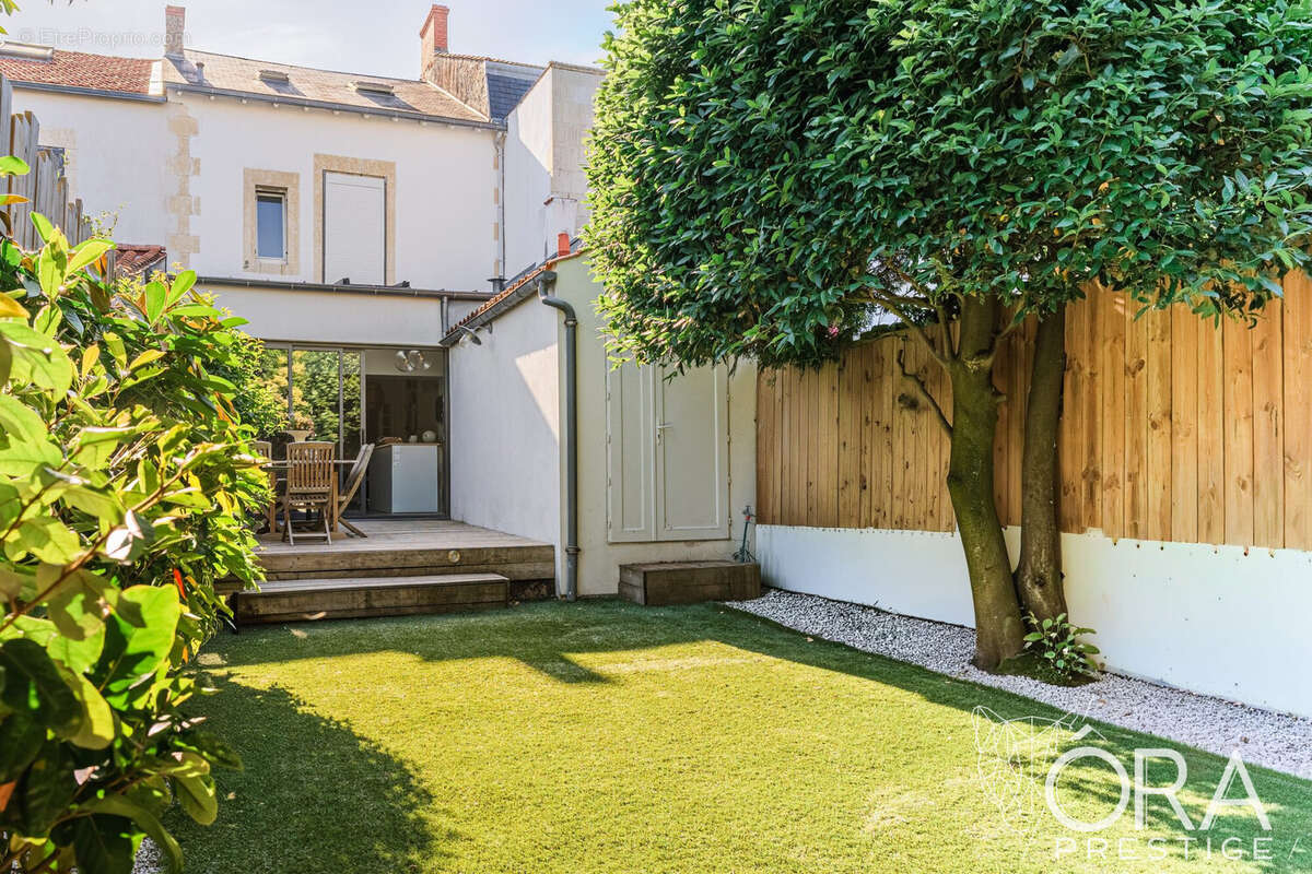 Maison à LA ROCHELLE