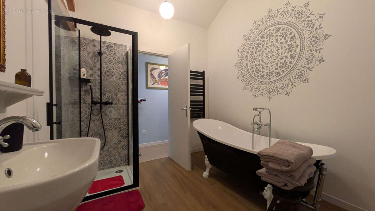 Maison à MAUPREVOIR