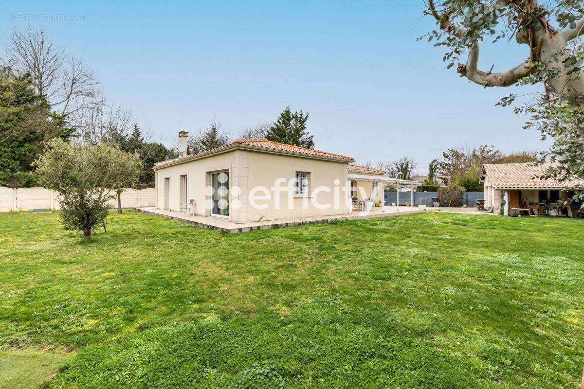 Maison à GUJAN-MESTRAS