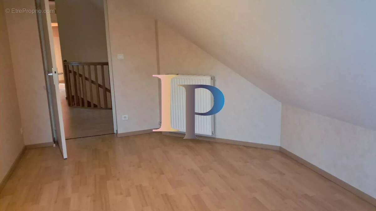 Maison à PARAY-LE-MONIAL