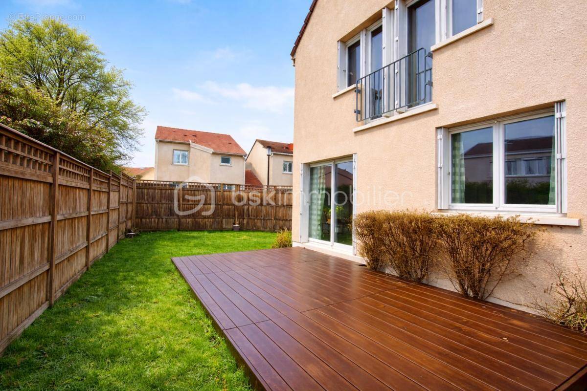 Maison à MONTIGNY-LE-BRETONNEUX