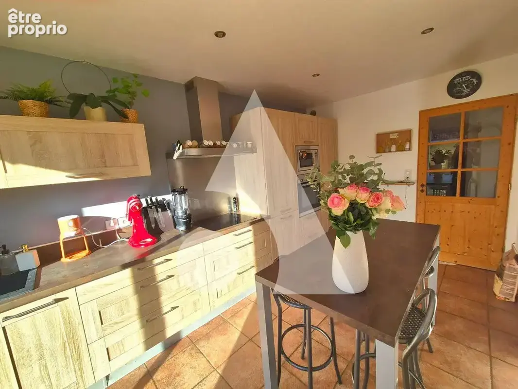 EXCLUSIVITÉ ! Maison de ville familiale 146 m² .  À 15 min de Lyon - photo 7