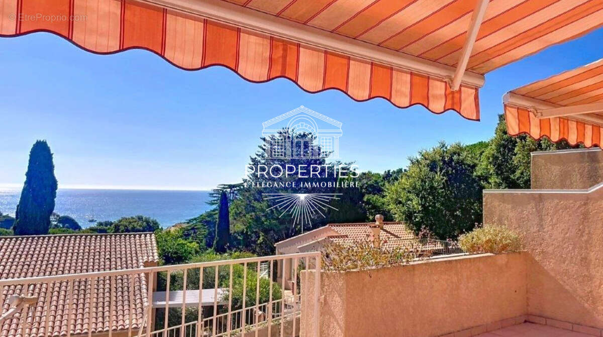 Appartement à LE LAVANDOU