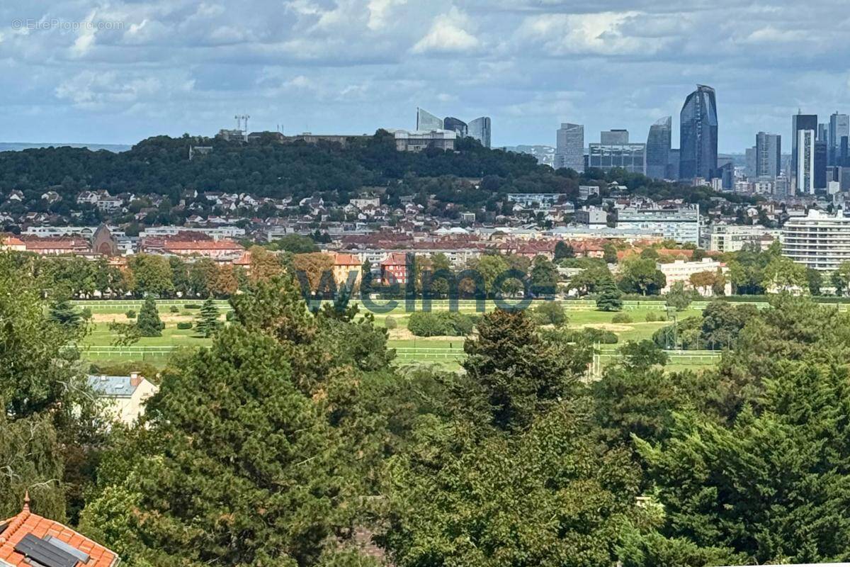 Appartement à GARCHES