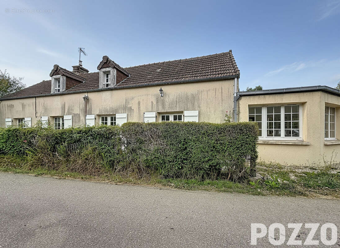 Maison L Etang Bertrand 7 pièces -  148 m2 - beaux volumes - calme - grand terrain - photo 5