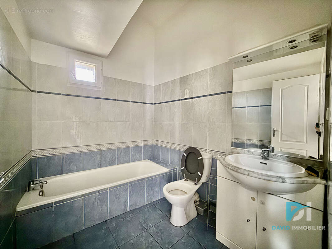 Appartement à FLORENSAC