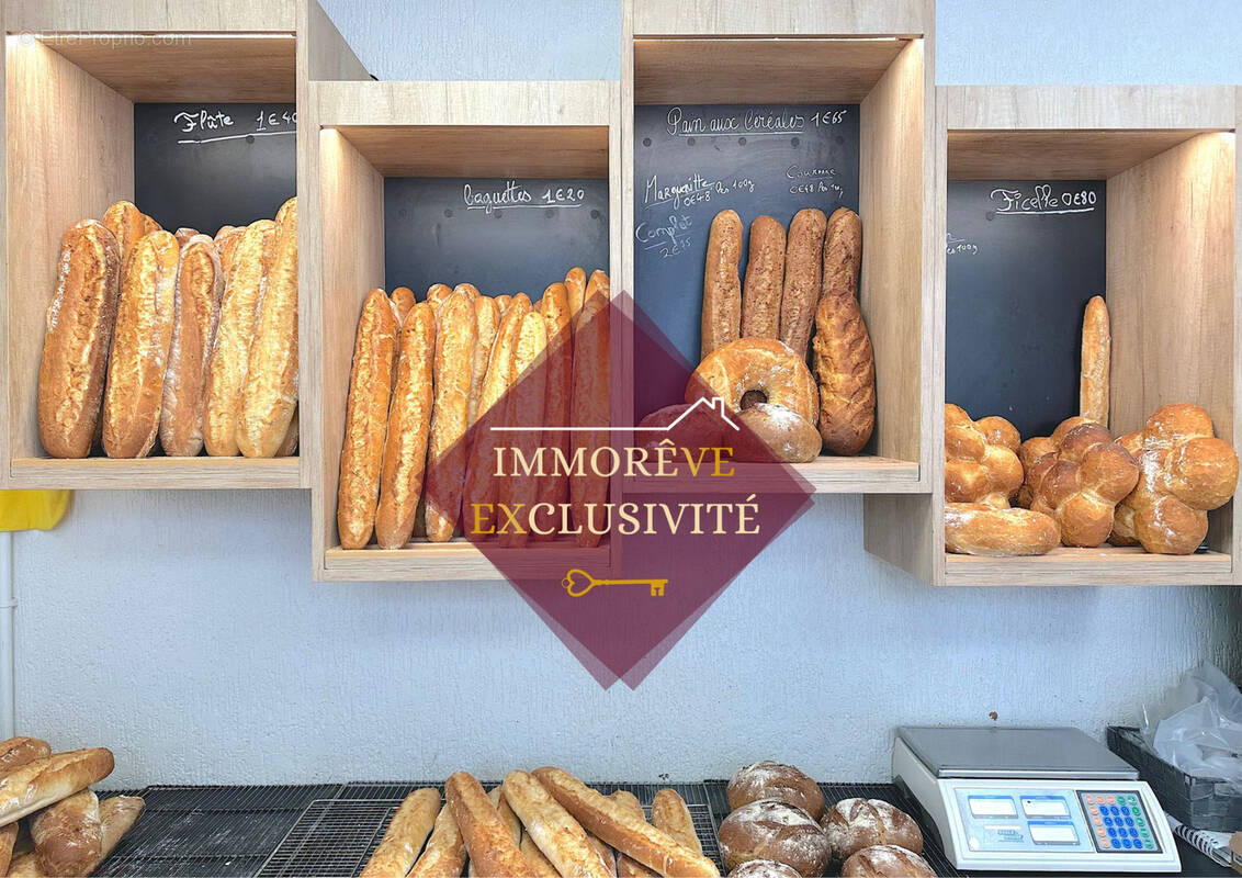 Commerce à CONDRIEU