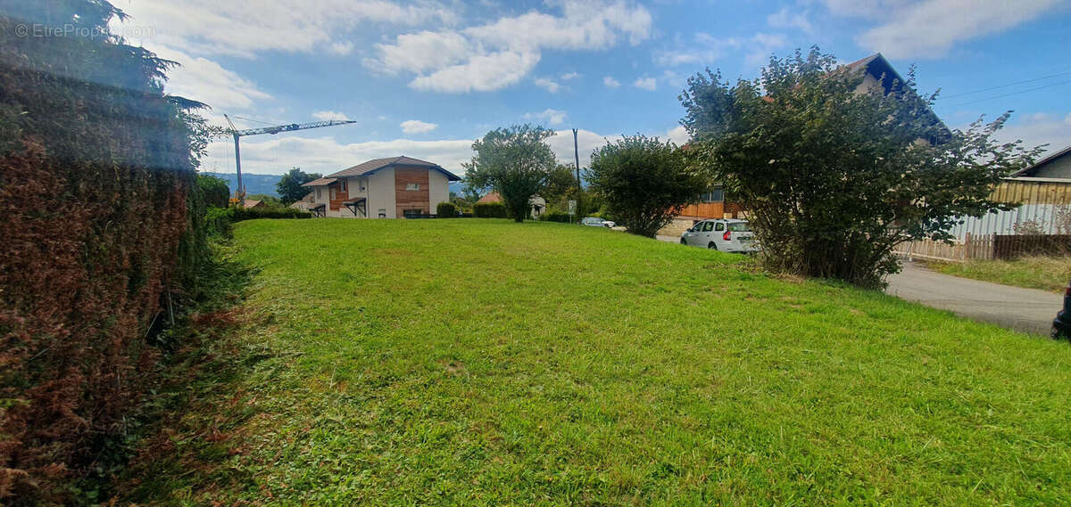 Terrain à CONTAMINE-SUR-ARVE