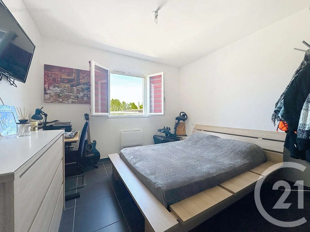 Maison 90 m² à Santa-Maria-Poggio  - photo 6