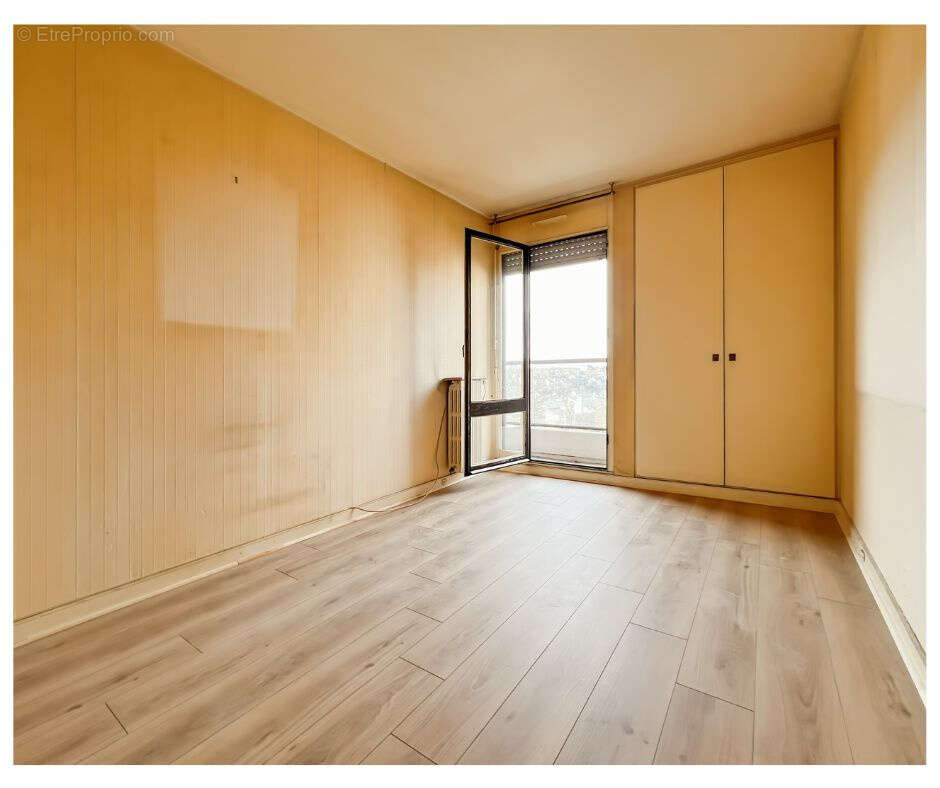 Appartement à JOUY-EN-JOSAS