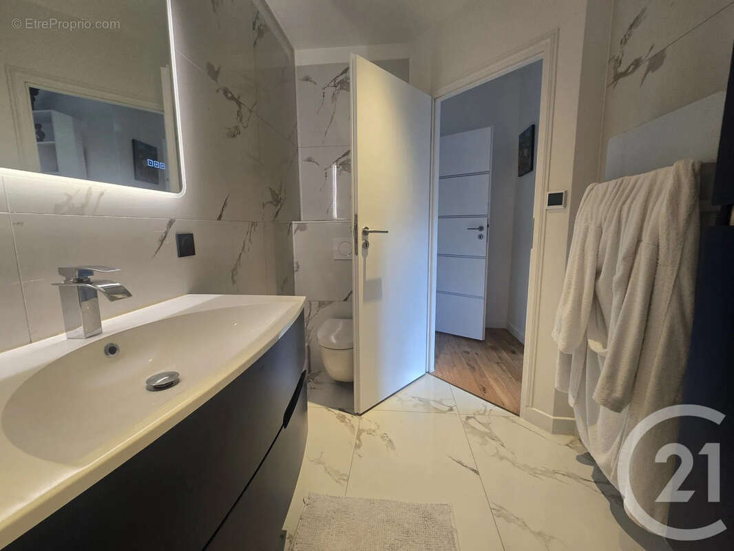 Appartement à MAISONS-ALFORT