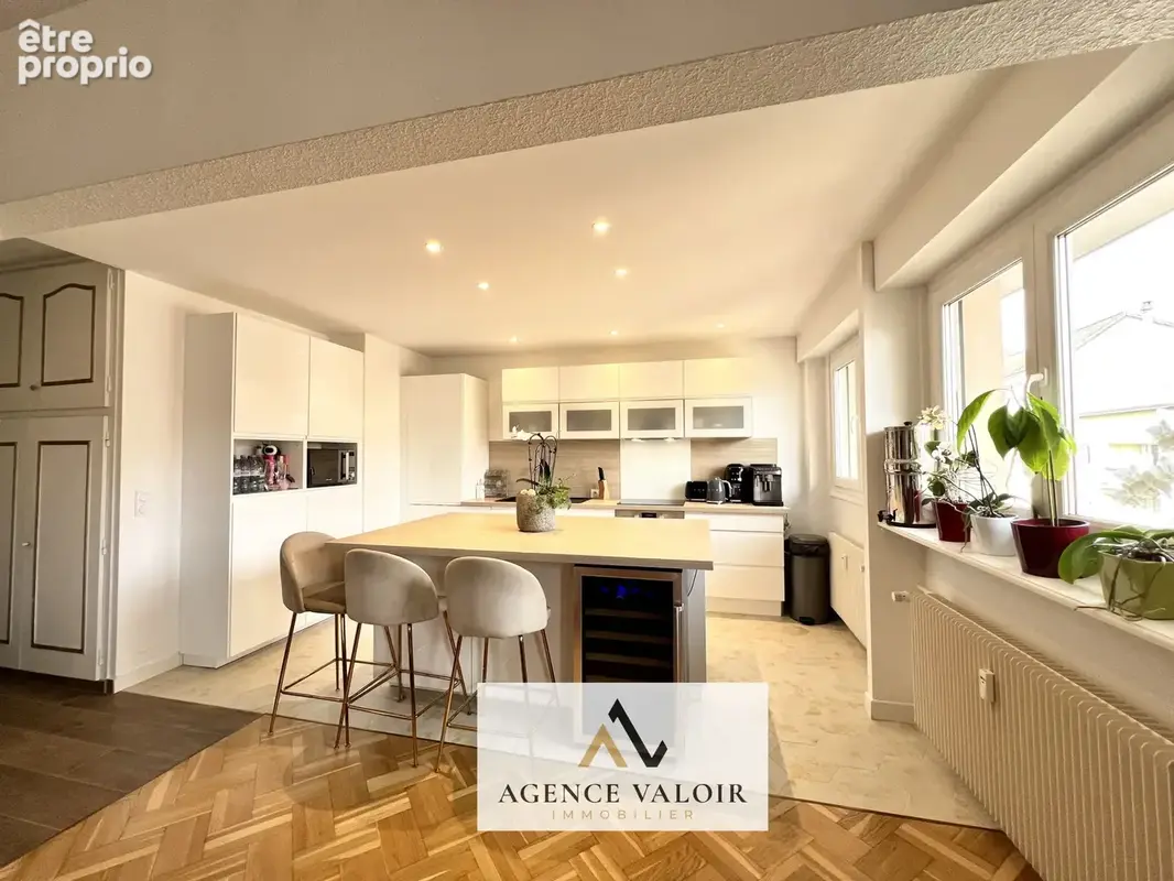 A Vendre Appartement F5 - 91 m2   2 chambres, bureau, 2 box, ascenseur et cave   Metz - photo 6