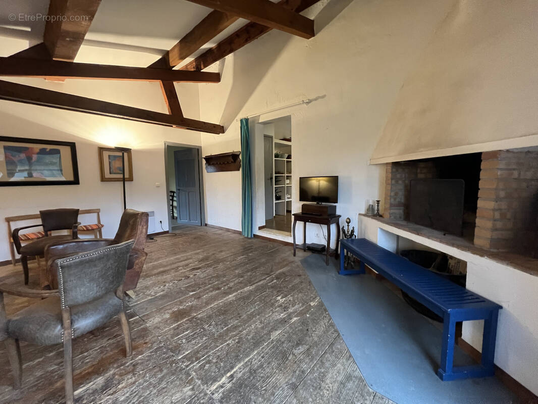 Maison à CASCASTEL-DES-CORBIERES